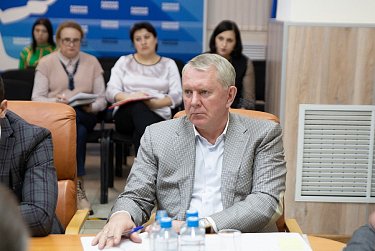 Депутаты в постоянном контакте с семьями участников специальной операции